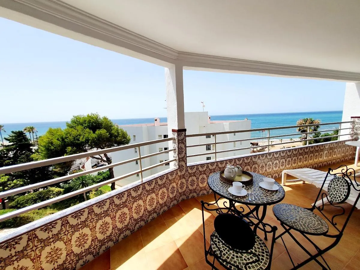 Luna Beach Seafront Marbella Apartment