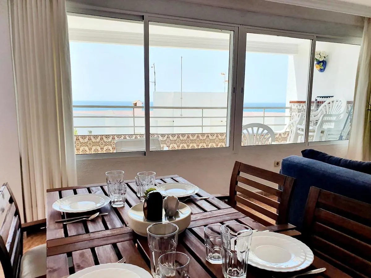 Luna Beach Seafront Marbella Apartment